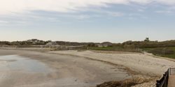 Baileys Beach